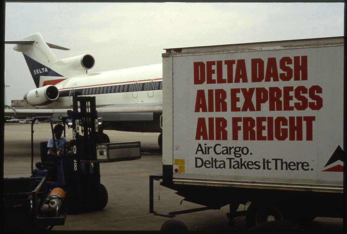 Delta DASH Cargo truck from 1970