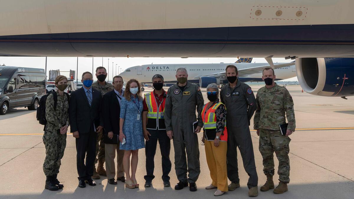 Delta CRAF team hosts TRANSCOM at IAD