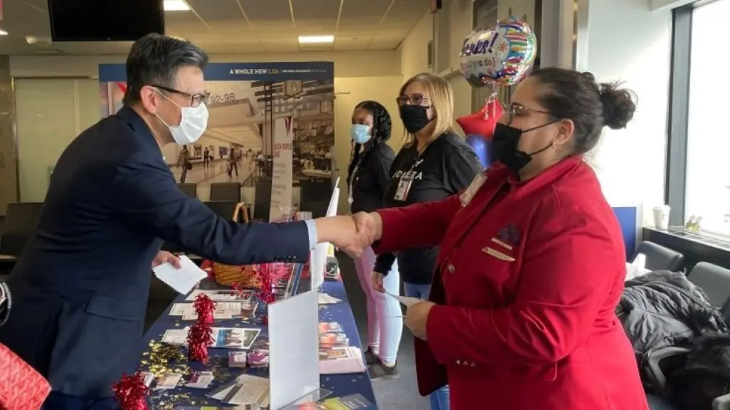 Dr. Henry Ting, Delta's Chief Health Officer, meets with employees in New York - LGA