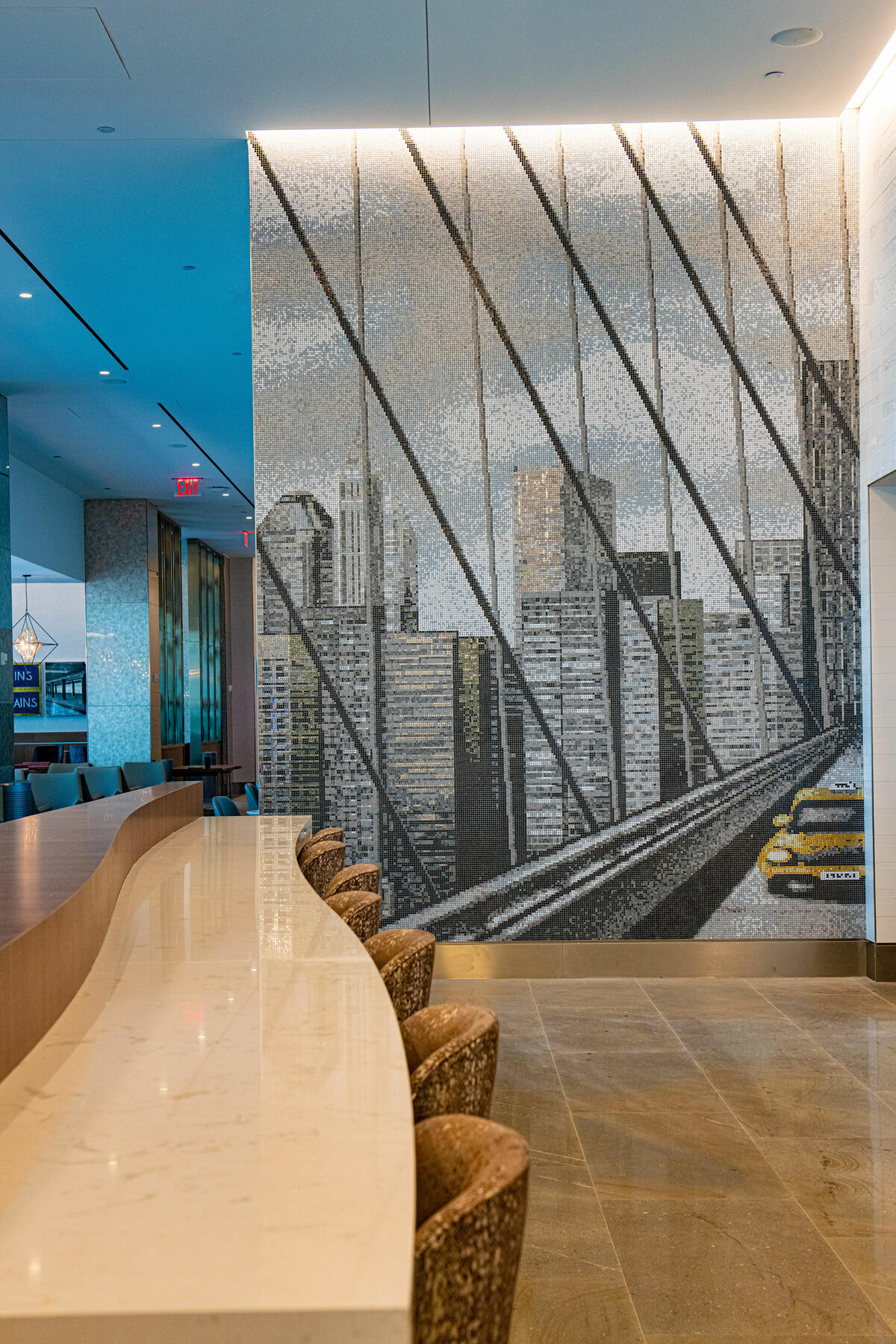 LaGuardia Airport (LGA)