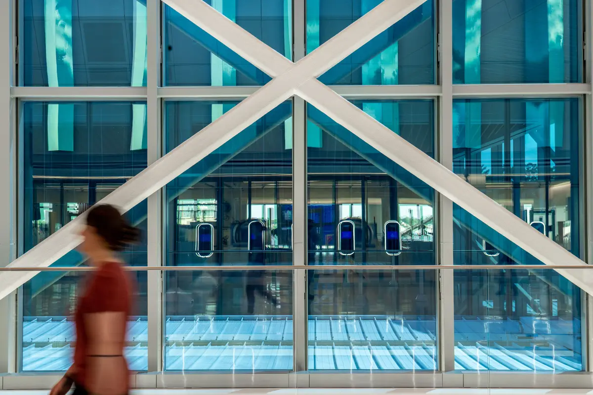 LaGuardia Airport (LGA)