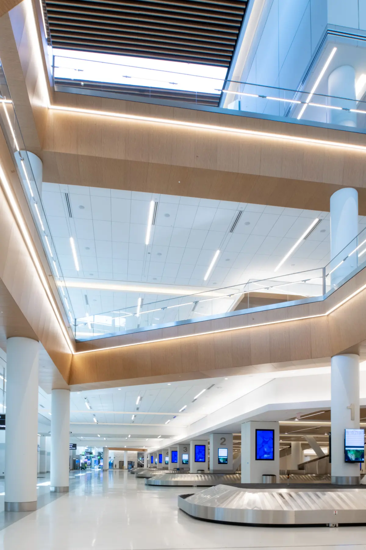 Atrium of Delta's new LGA terminal