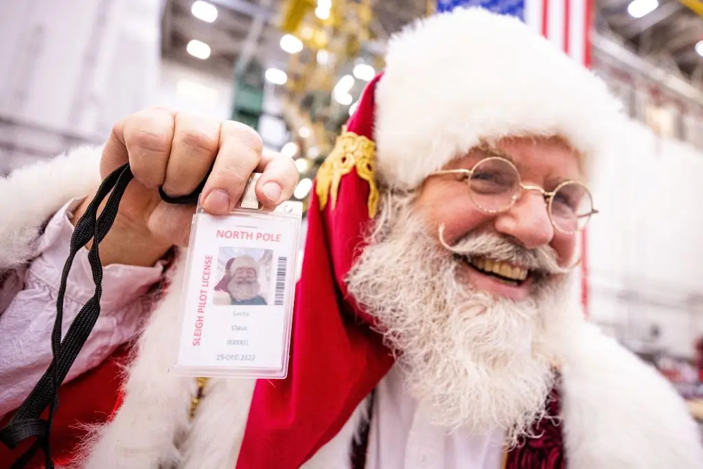 Delta people from TechOps, In-Flight Service, Global Sales, Finance, IT and Flight Operations rallied to purchase and assemble bicycles, as well as rally toy and money donations to support Toys for Tots.