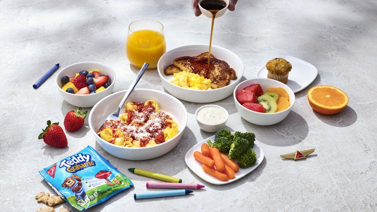 Kids meal available on Delta One features well-balanced choices that include a variety of fruits, vegetables, colors and textures.