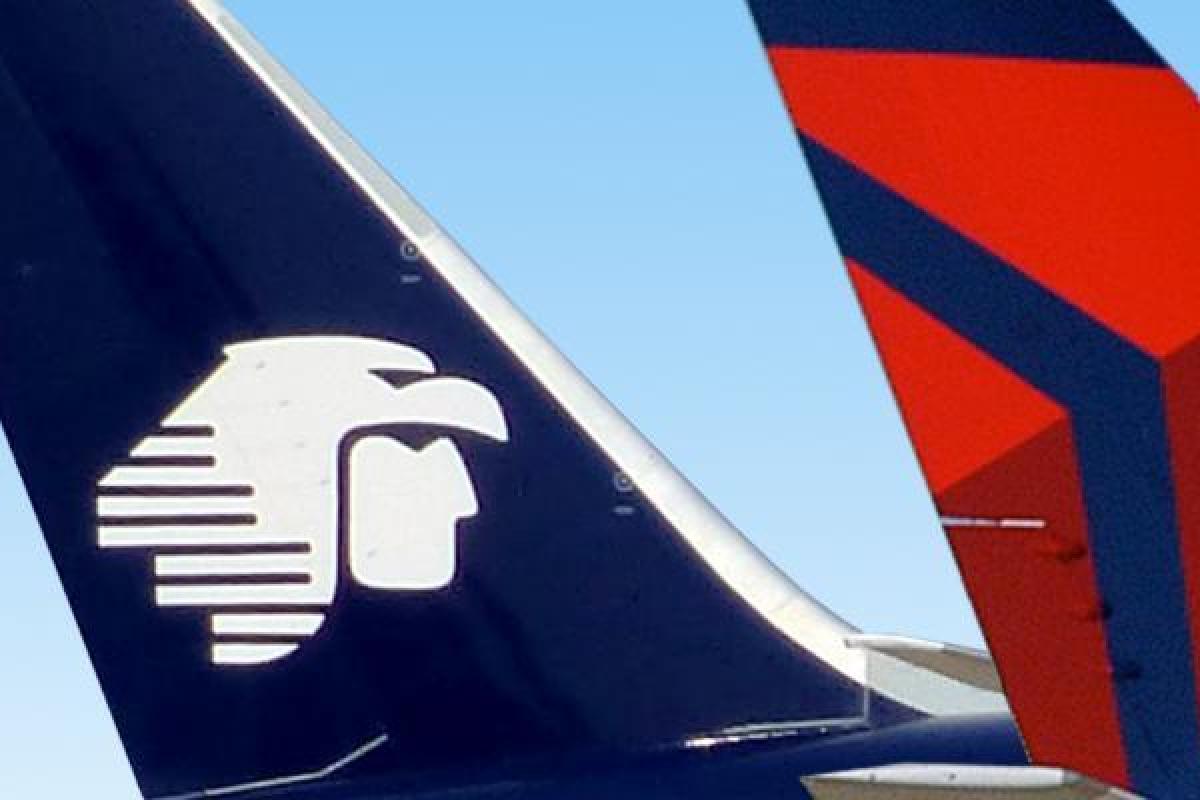 Aeromexico Delta Tails