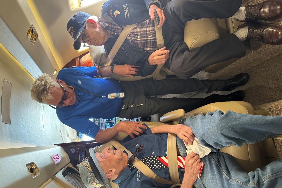 As WWII Veterans from around the country began making their way to Atlanta for the special charter flight directly to Normandy, Wheels Up – a valued partner of Delta that offers private aviation solutions – gave two WWII Veterans (age 99 and 101) the experience of a lifetime to kick off their journey by flying them directly from California to Atlanta in a private Citation X Super-Mid Jet. 