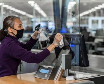 Cleanliness at Delta check-in counters