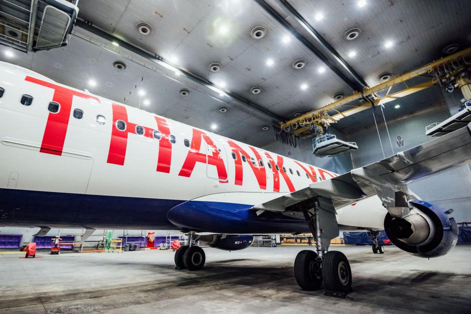 Following 1.6B profit sharing payout, Delta unveils 'thank you' plane