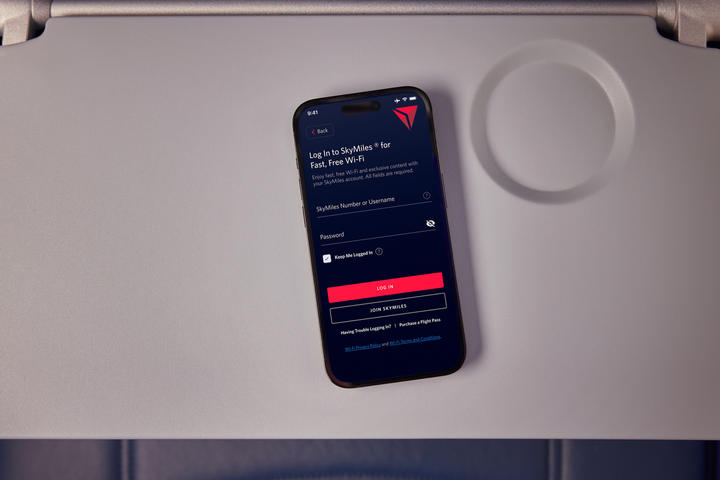 Delta's Wi-Fi login screen is displayed on a cellphone.